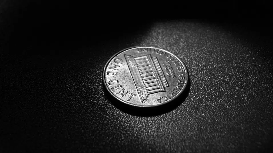 Сбогом, пени: Какъв ще бъде ефектът за търговците на дребно след изтеглянето на монетата