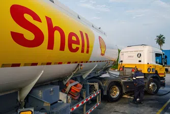 Shell не „обмисля активно“ оферта за придобиване на BP
