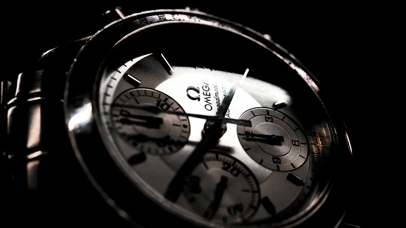 Swatch иска 170 млн долара от Samsung с твърдението че