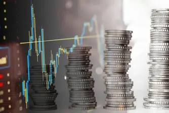 Според институцията планираният дефицит от 5,7% от БВП влошава фискалната позиция на страната, а предвидените мерки не решават структурния проблем с разходите