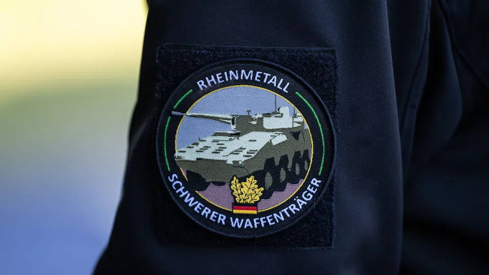 Въоръжаване за печалба: Как геополитическите размирици пълнят касите на отбранителната индустрия