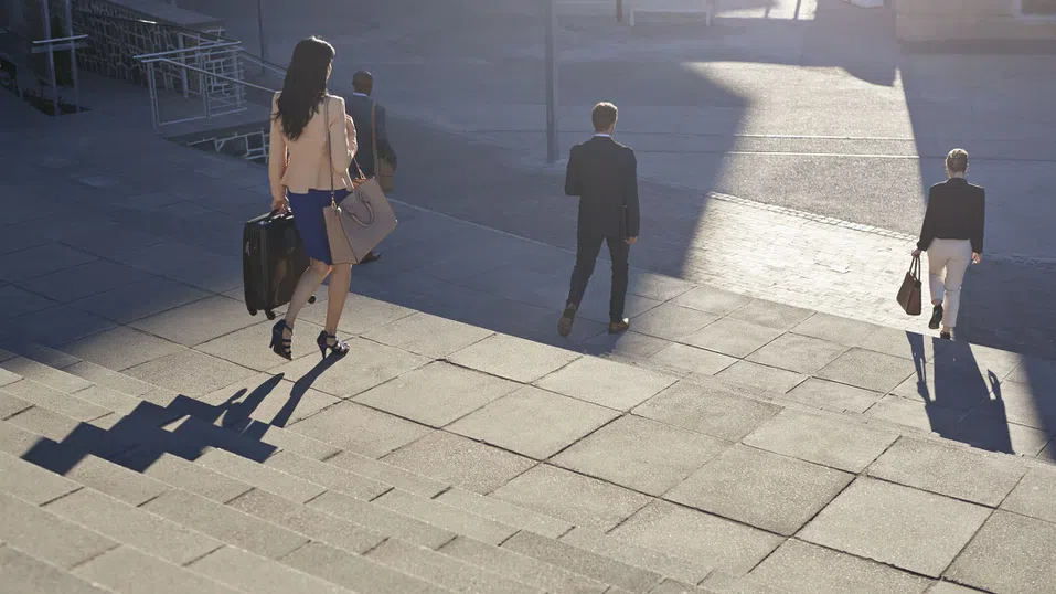 Accenture ще съкращава служители, които не могат да се преквалифицират с AI