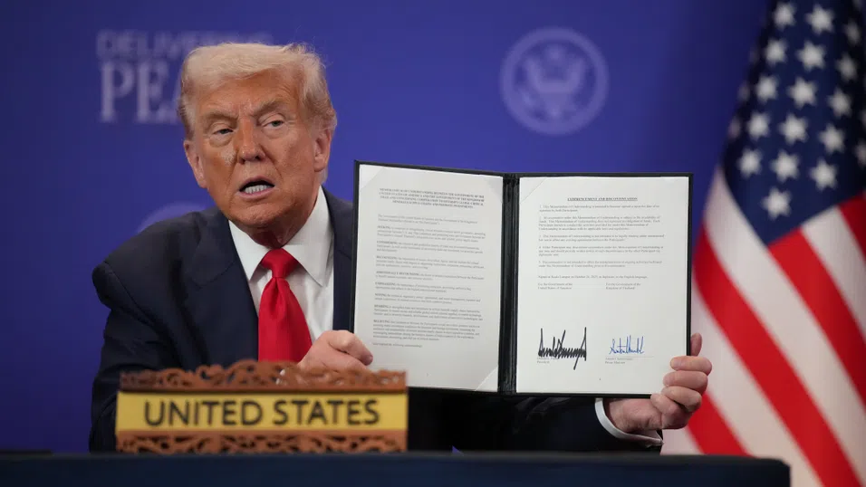 Тръмп оглави срещата на АСЕАН, Тайланд и Камбоджа подписаха примирие