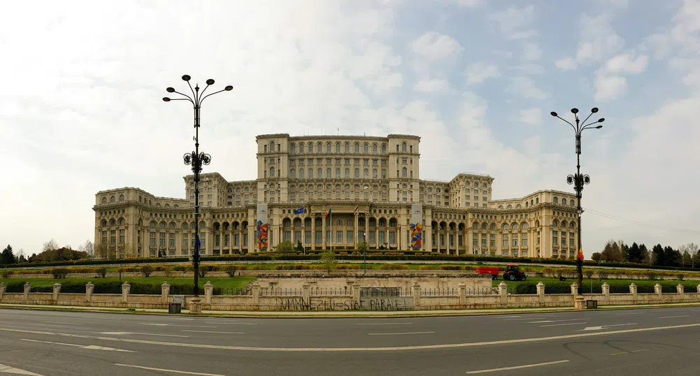 След отстраняването на Джорджеску: Кои са кандидатите за президент на Румъния