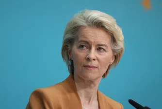 Урсула фон дер Лайен е била на семейна почивка във вилата на Мицотакис