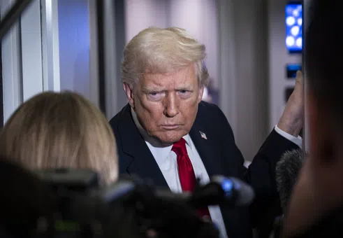 Тръмп премахна расистка публикация за семейство Обама след остра обществена реакция