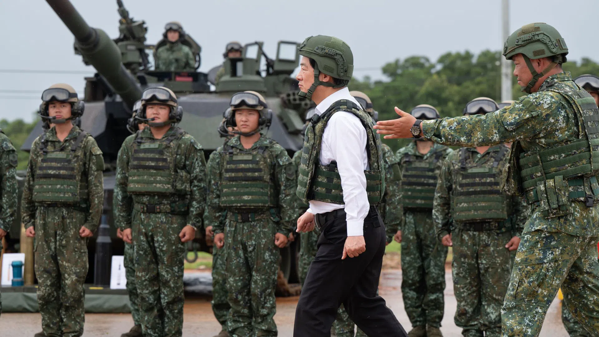 Тръмп мълчи по въпроса за Тайван след разговора със Си - и това е добре за Тайпе