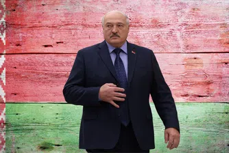 Във вота се включиха четирима „опозиционни” кандидати, но всички те са лоялни към Лукашенко, който спечели с 87,6% от гласовете