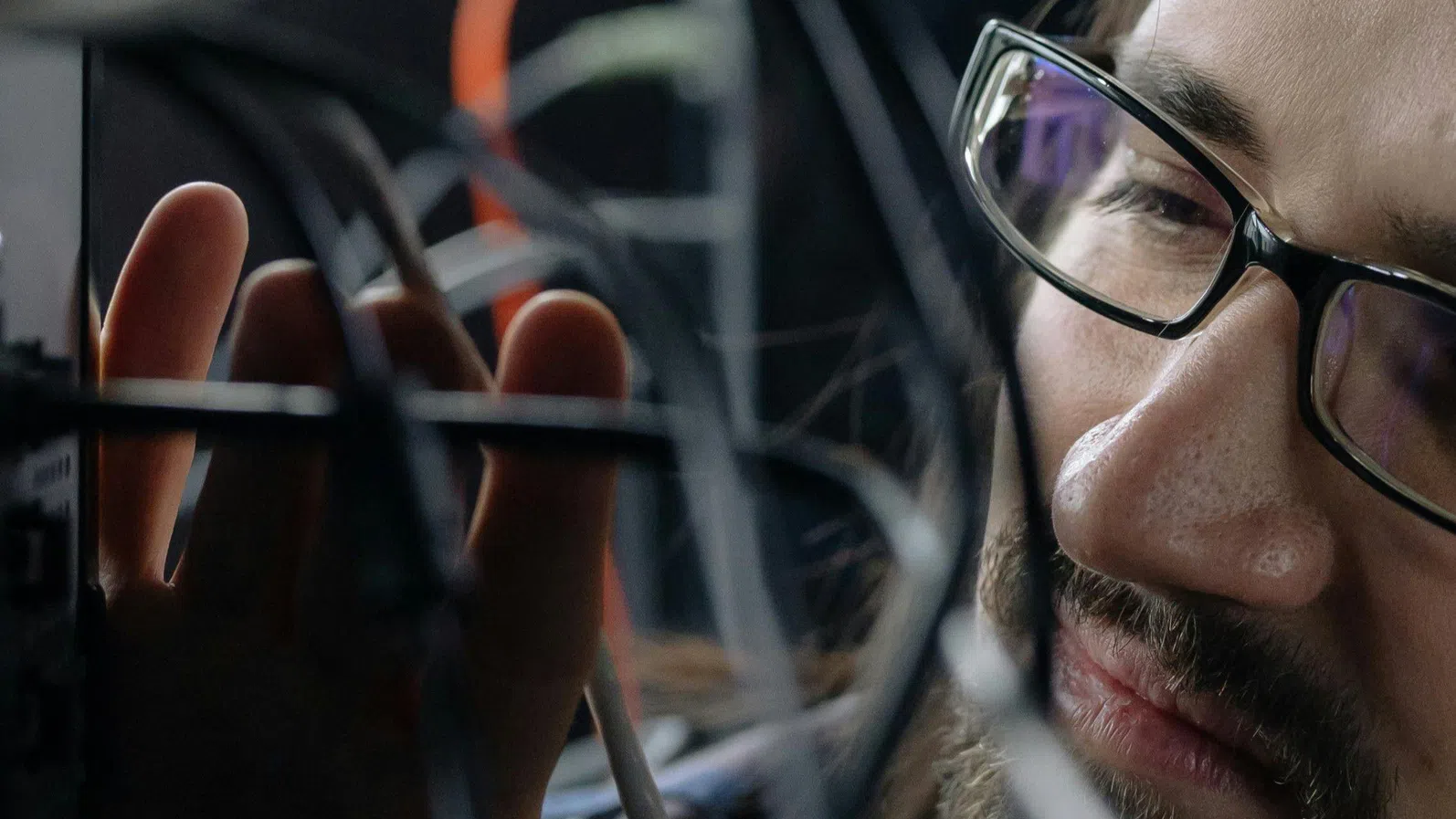 „Новите сини якички“: AI променя кариерния прогрес – но не както си го представяме