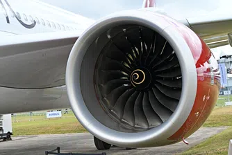 Rolls-Royce надмина прогнозите за печалби и даде амбициозна перспектива за растеж, акциите му скачат с 18%