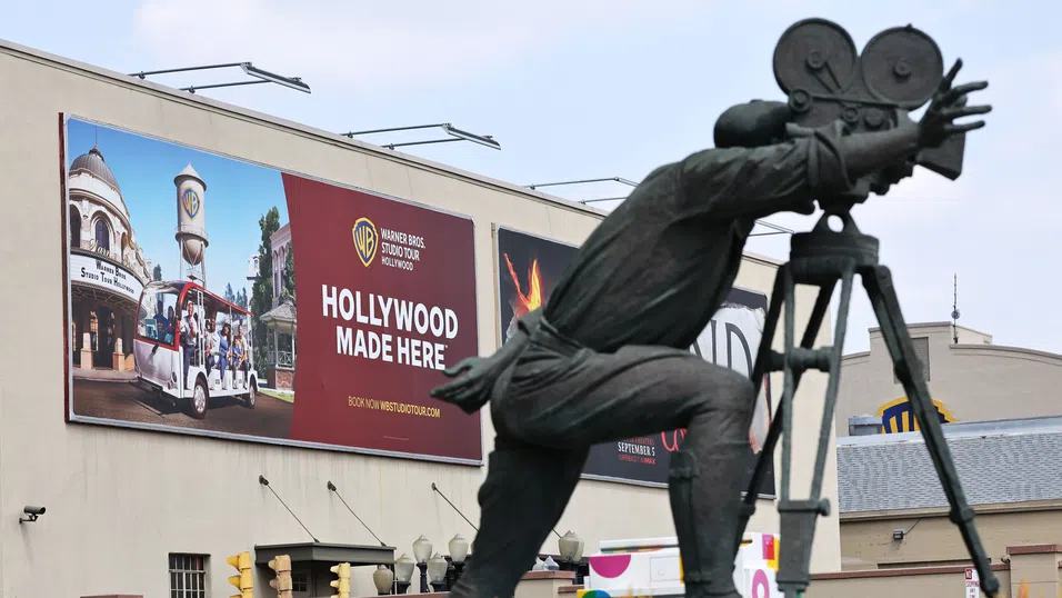 Paramount успя да спечели Warner Bros: Какво следва за стрийминга, киното и новинарския бизнес