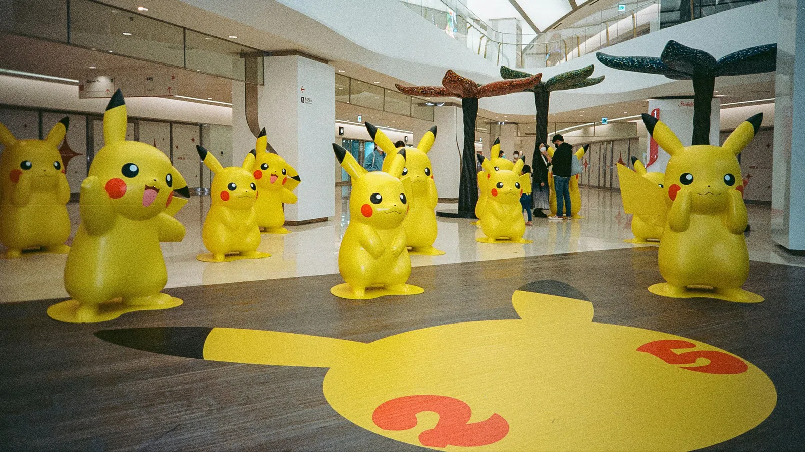 30 години по-късно: По следите на Pokémon Go манията, която не стихва