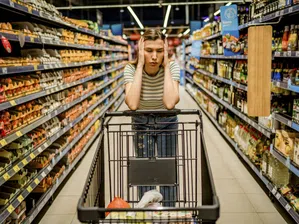 Малката потребителска кошница у нас достига 59,48 евро, отчитат КНСБ