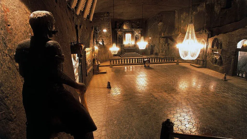 Солното царство на Полша: Как една мина се превърна в туристическа атракция?