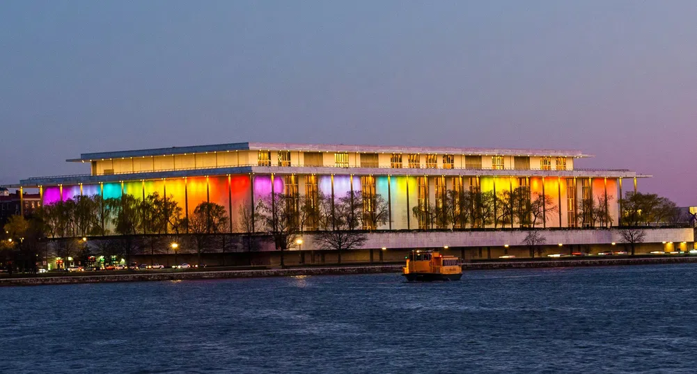 Ремонт за 257 милиона долара: Тръмп затваря емблематичния The Kennedy Center за реновиране