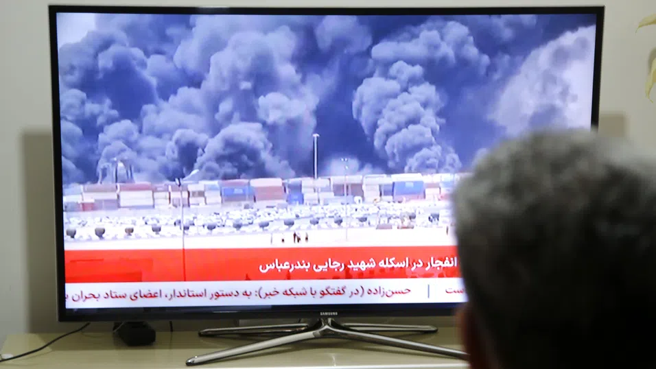 Инцидент или саботаж: Какво се крие зад смъртоносния взрив в Иран?