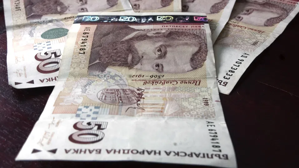 БНБ: С 11,1% се увеличават депозитите и с 18,6% кредитите на домакинствата в края на април