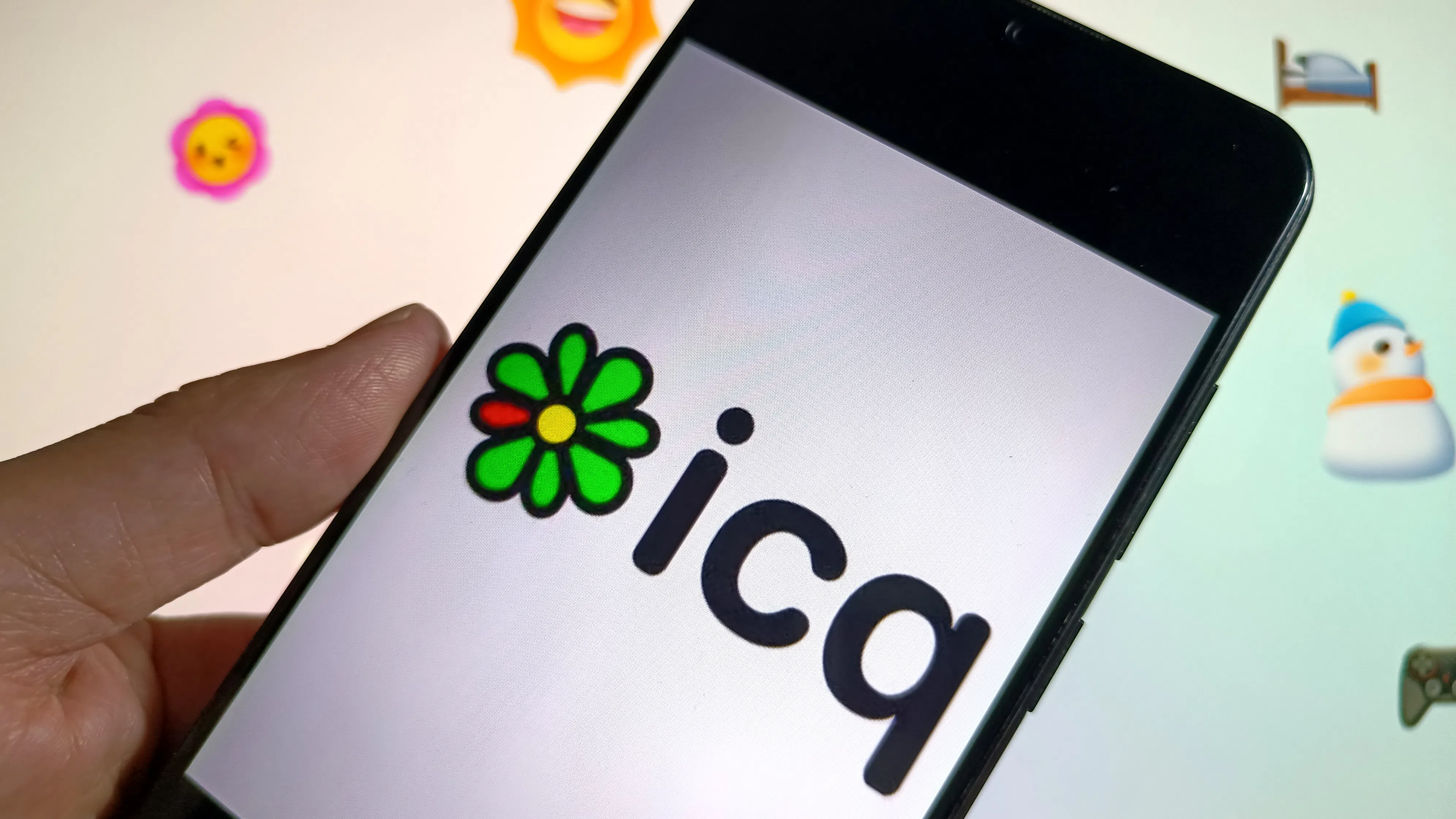 ICQ прекратява дейността си след 28 години онлайн чатове