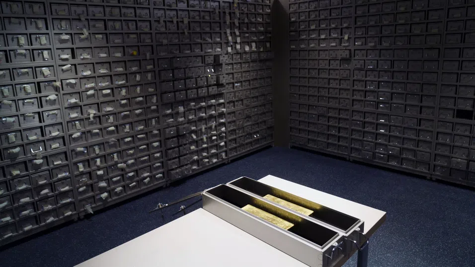 Свръхбогатите все по-често местят златото си в чужбина. Сингапур се очертава като предпочитана дестинация