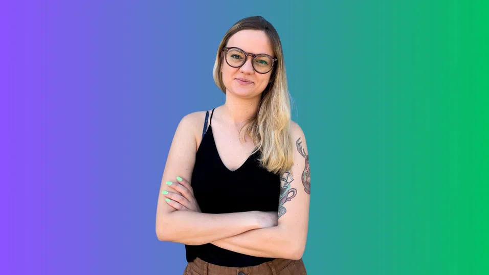 Gen Z пишат историята: Христиана Забунова, която ви помага да продавате в Amazon. И да се забавлявате преди 10 вечерта🥳