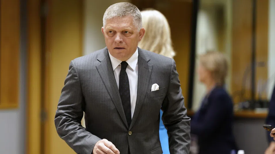 Вето за милиарди: Какво стои зад интересите на Фицо срещу новите санкции към Русия