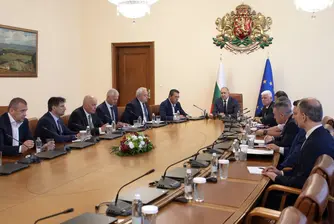 Иран: Българските управляващи трябва да понесат отговорност за опасното решение да приемат американски самолети