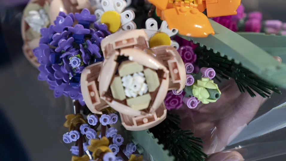 Цветята и количките донесоха рекордните $5,4 млрд. на Lego