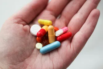 Новото лекарство, наречено Cobenfy, действа по различен начин от класа медикаменти, използвани от много хора днес за лечение на шизофрения, които имат толкова неприятни странични ефекти, че много хора пропускат да ги приемат