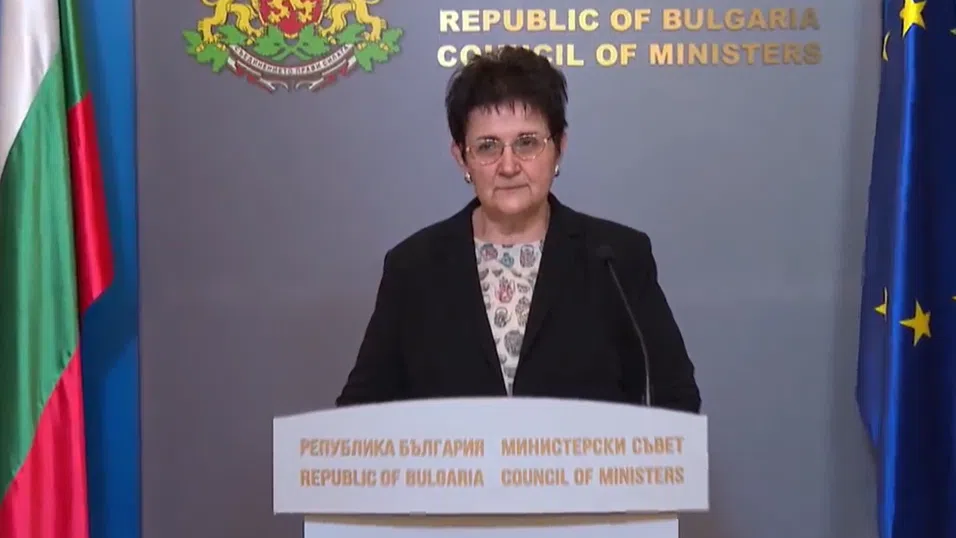 Министър Петкова: Промените по ПВУ трябва да бъдат пратени най-късно до 20 октомври, за да не загубим средства