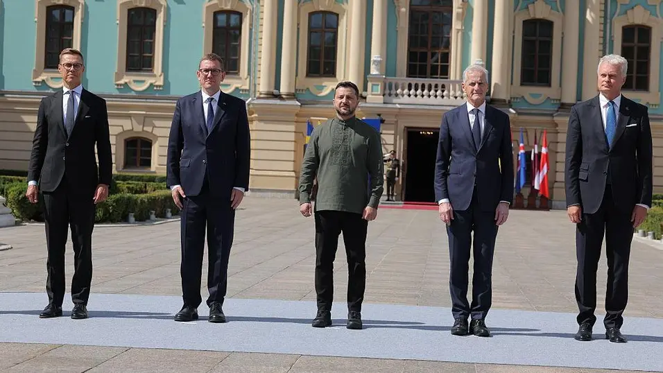 Президентът на Финландия и премиерът на Норвегия са разговаряли с Путин за Украйна преди срещите в Абу Даби