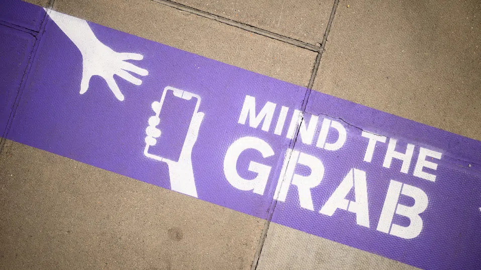 Градината на откраднатите телефони: Странното убежище на джебчиите в сърцето на Лондон