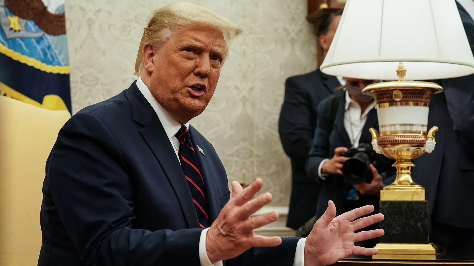 Тръмп към Иран за сделка, която да предотврати военни действия на САЩ: „Времето изтича“