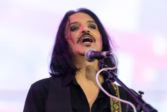 Театрален дебют на Placebo с музика към постановка на Брехт