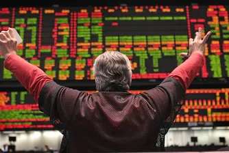 S&P 500 удари 7 000 пункта за първи път