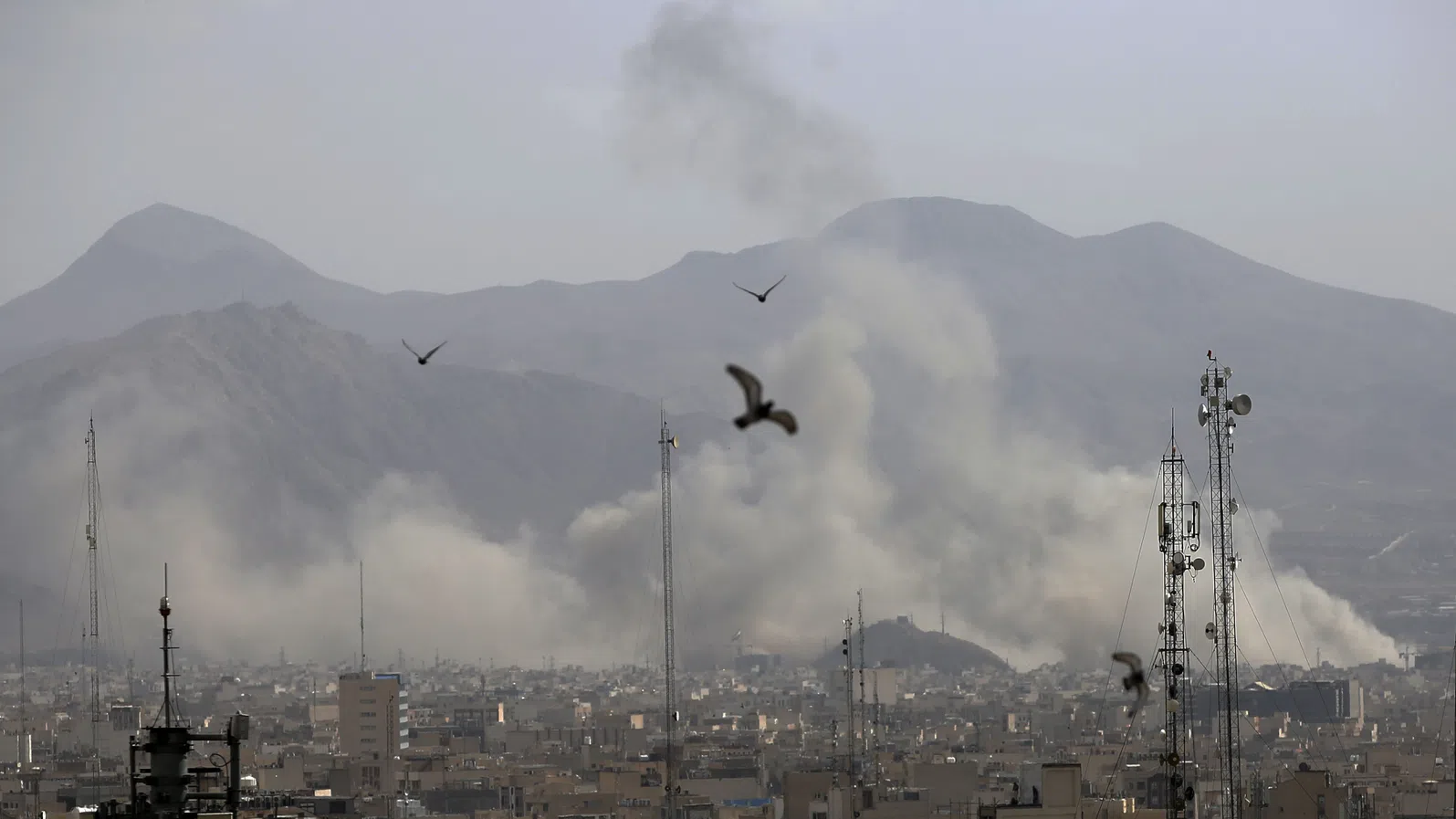 Огромните рискове, които носи призивът на Тръмп за смяна на режима в Иран