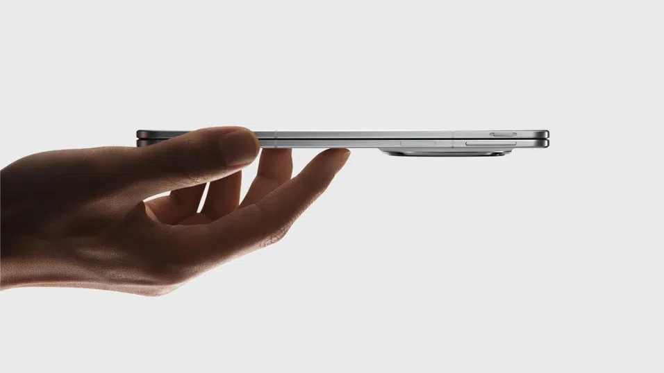 Тънката линия на прогреса: Иновация в дизайна на смартфоните или любима тенденция от миналото