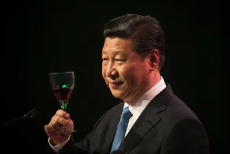 Си Дзинпин призовава глобални бизнес лидери да помогнат за „поддържането на световния ред“