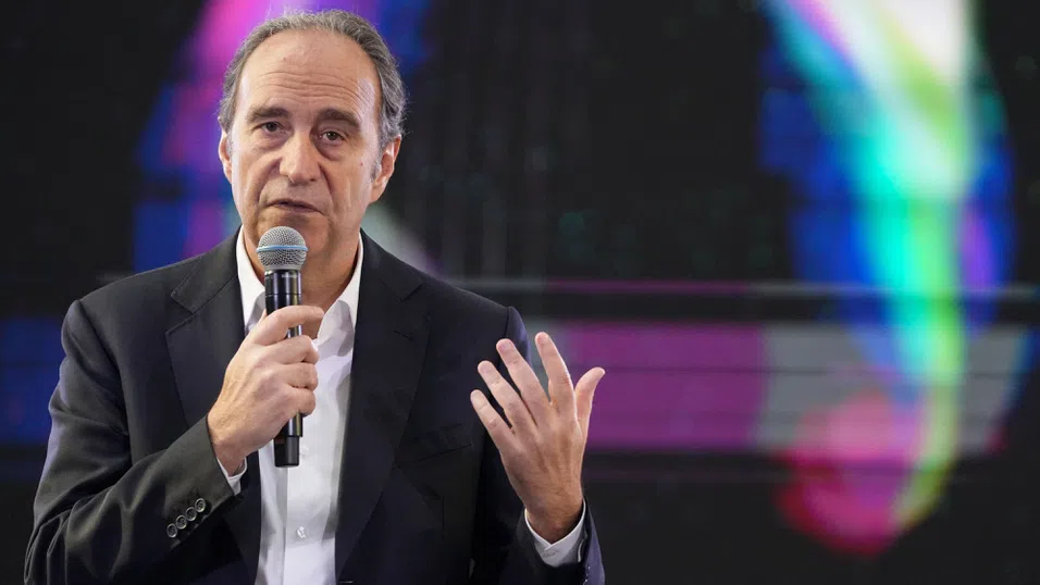 Ксавие Ниел: „Европа ще се превърне в изоставен континент, ако не яхне АI вълната“