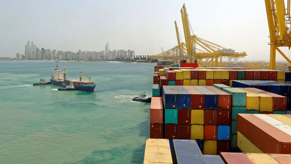 Лидерите в петролната индустрия: Войната в Иран може да разруши икономическия модел на Персийския залив