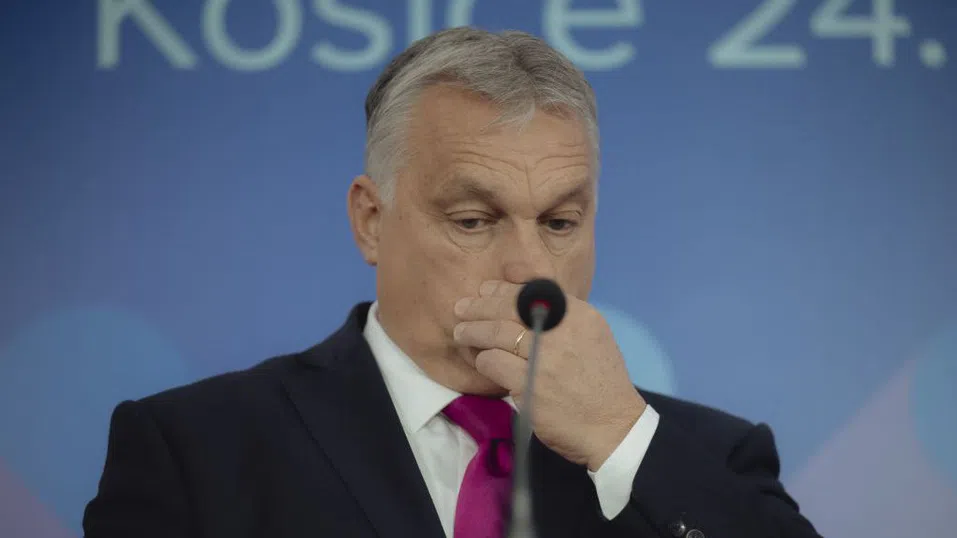 Край на 16-годишното управление на Орбан след тежка изборна загуба