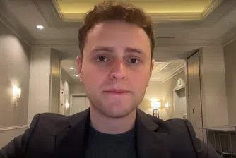 Запознайте се с Аарън Парнaс: Човекът, който „превежда“ политиката за Gen Z