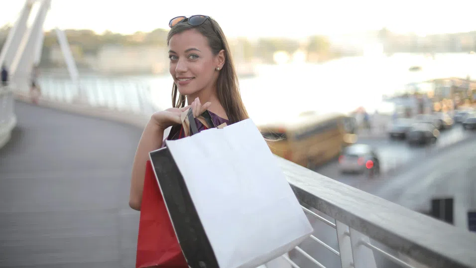 Как се оцелява в рецесия: Опитни милениали съветват младите