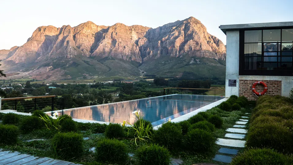 Не е само сафари: Африка такава, каквато не я познавате