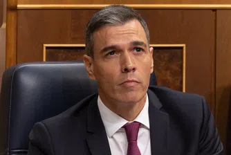 „Това е историческо решение, което има една цел: Да помогне на израелците и палестинците да постигнат мир“, каза испанският премиер Педро Санчес