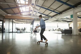 Данните сочат, че това ще бъде трудна битка и че властите, които се притесняват от намаляването на работната сила, биха постъпили най-добре, ако стимулират хората, които са безработни