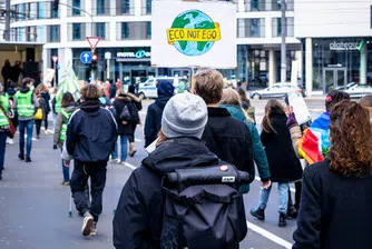 Светът се доближава до критичния праг от 1.5°C затопляне, а вероятността от рекордни температури, суши и климатични сътресения нараства с всяка изминала година