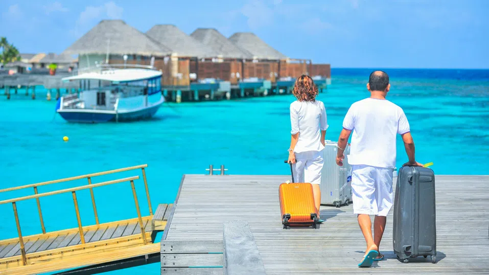 От Бали до Малдивите: Разликите в това да си турист и да работиш на райски остров