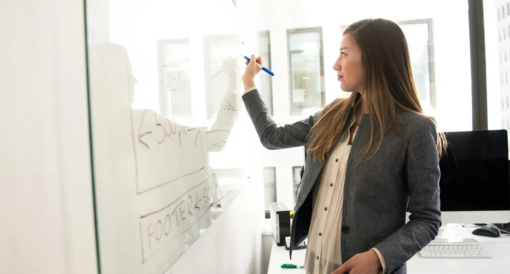 LinkedIn: Британските висшисти от Gen Z търсят работни места с повече ваканции