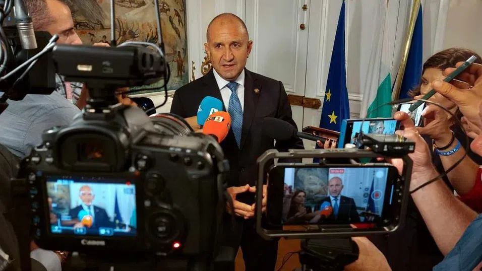 Президентът започва консултации с парламентарните групи в НС от понеделник, 15 декември