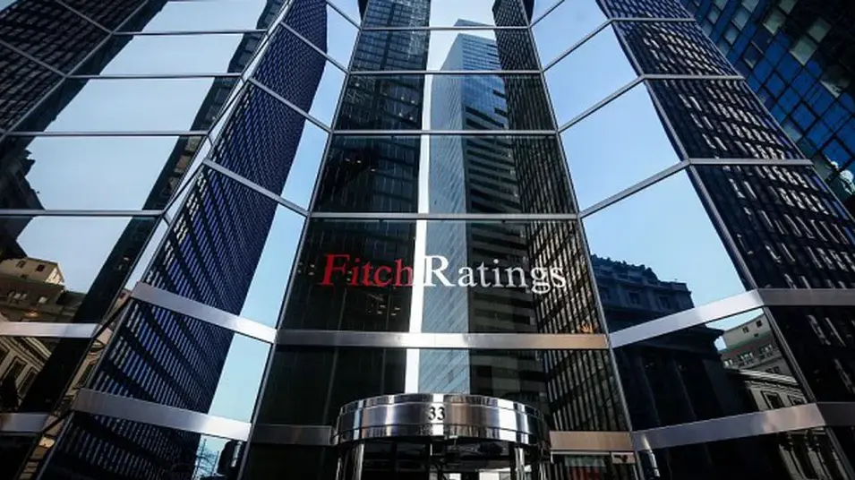 Fitch: Потенциалната корекция на AI пазара се превръща в сериозен глобален кредитен риск